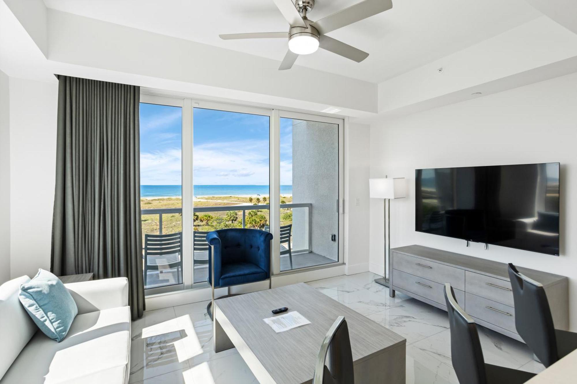 Ocean Club Treasure Island Hotel St. Pete Beach Exterior photo
